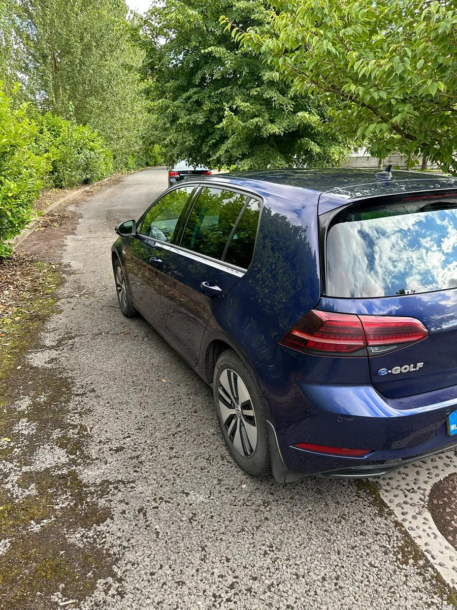 VW E Golf - Leather Comfortline - Image 4