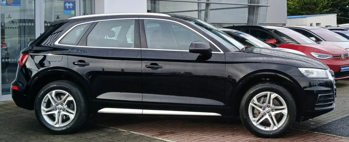 Audi Q5 2.0TDI 190 S-Tronic quattro SE **PARKING S - Image 2