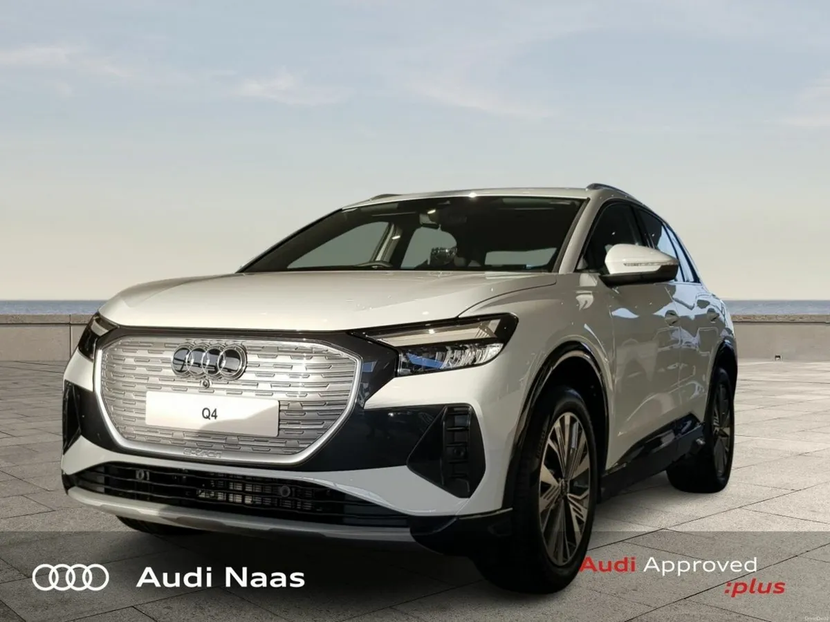 Audi Q4 e-tron 45 Sport SUV - Image 3