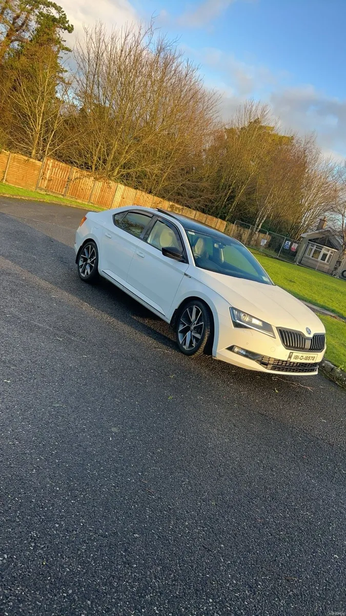 Skoda superb sportline - Image 1