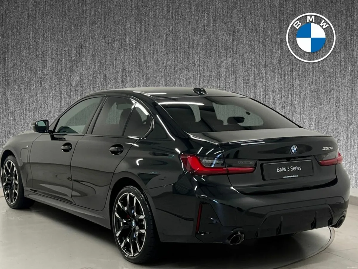 BMW 3-Series 330e PHEV M Sport Saloon IMMEDIATE DE - Image 3