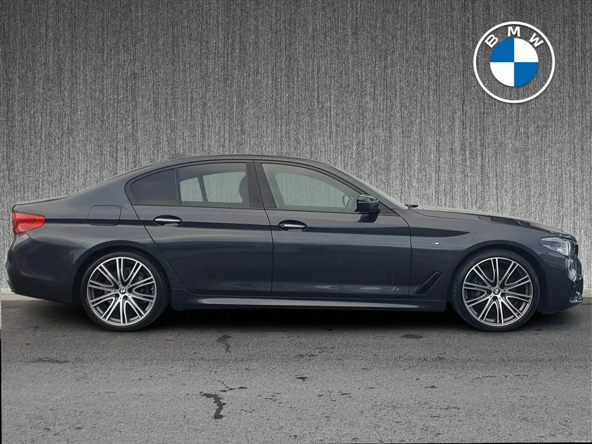 BMW 5-Series 530d xDrive M Sport Auto - Image 3