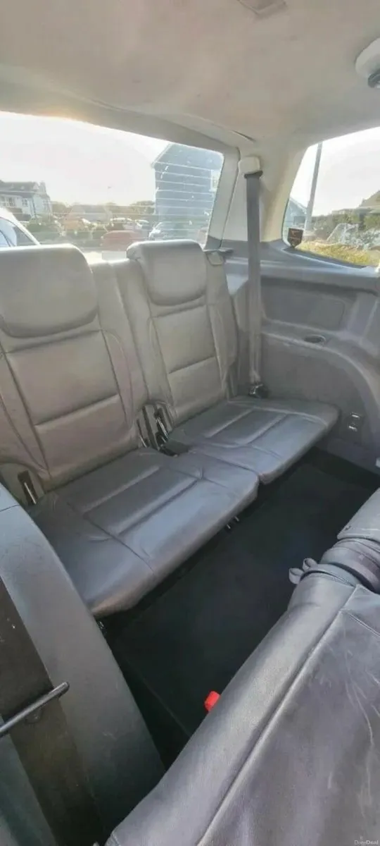 Volkswagen Touran 2013 NEW NCT !!! - Image 3