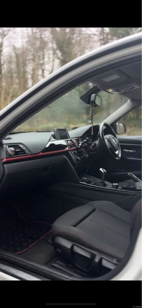 BMW 316i Sport 2013 petrol sale or swap for A4 - Image 4
