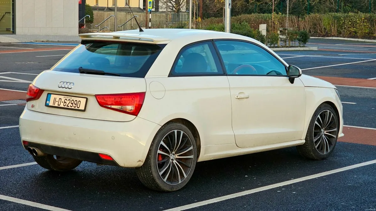 Audi A1 2011 Auto 51,000 km - Image 3
