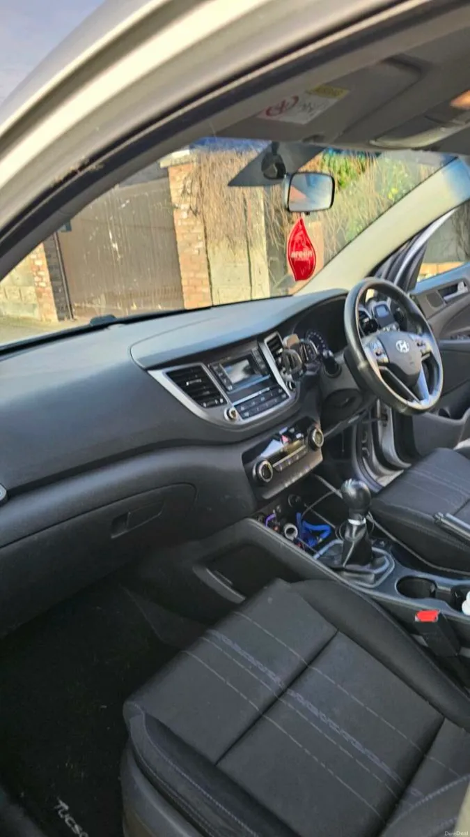 Hyundai Tucson 2017 - Image 2