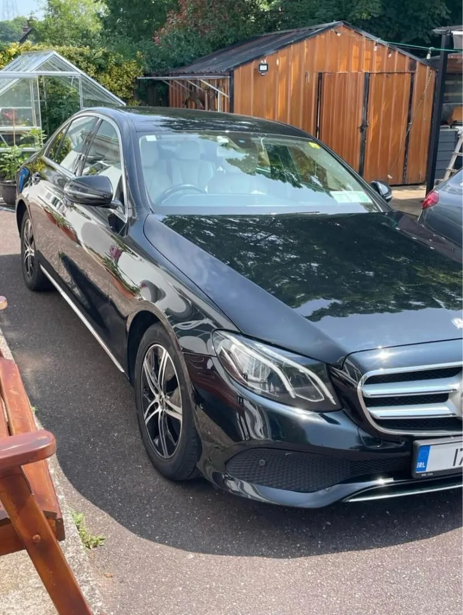 Mercedes E220 D .. great condition - Image 1