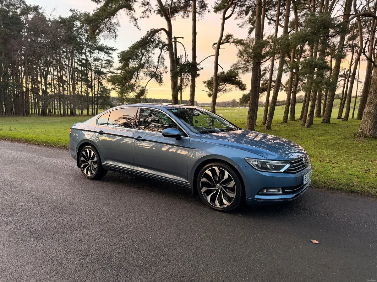 Volkswagen Passat 2.0 TDI Bluemotion - Image 1
