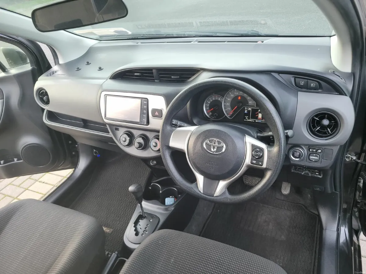 Toyota Vitz 2015 push start for quick sale - Image 2