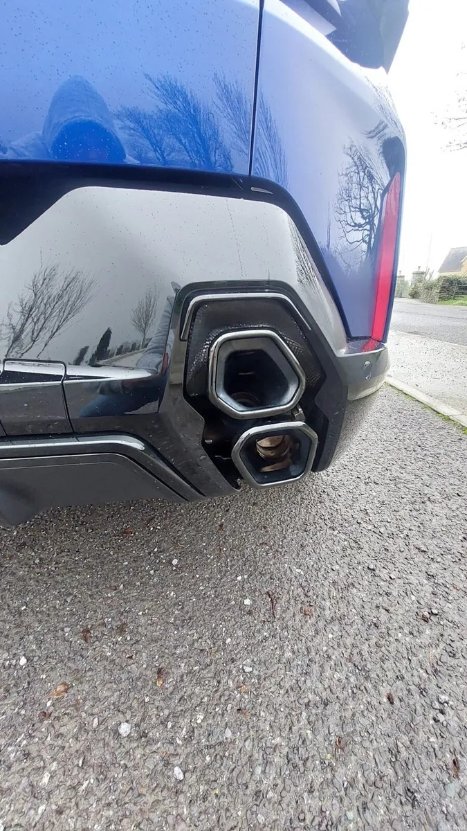 BMW 4.4l XM *PRICE DROP ** - Image 2