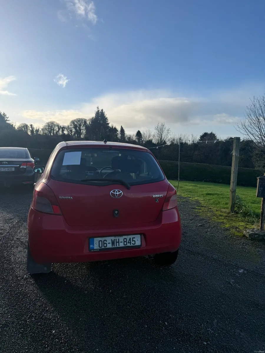 Toyota Yaris 2006 - Image 3
