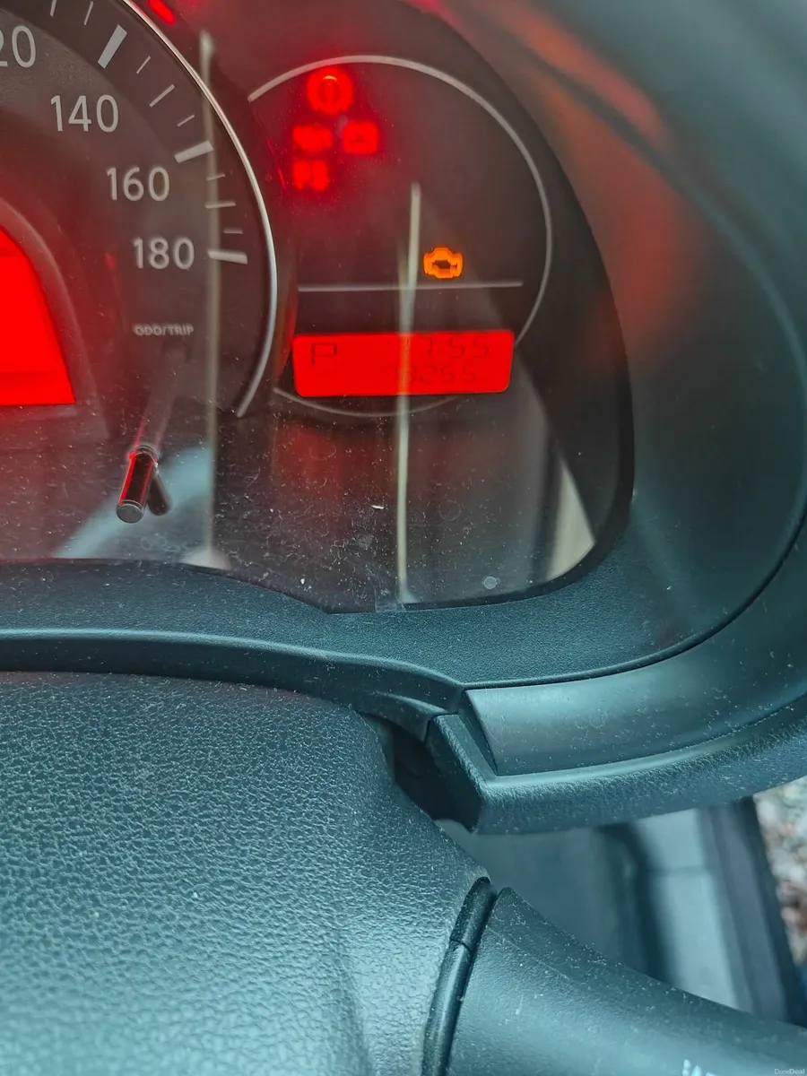 Nissan March 2014 - Image 4