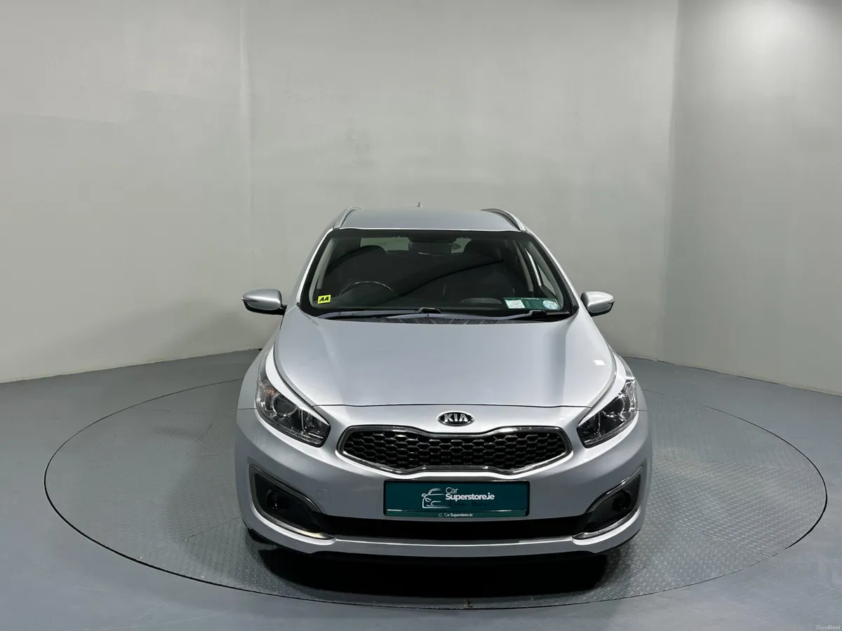 Kia Ceed EX 1.6 Crdi Sportswagon 181 - Image 2