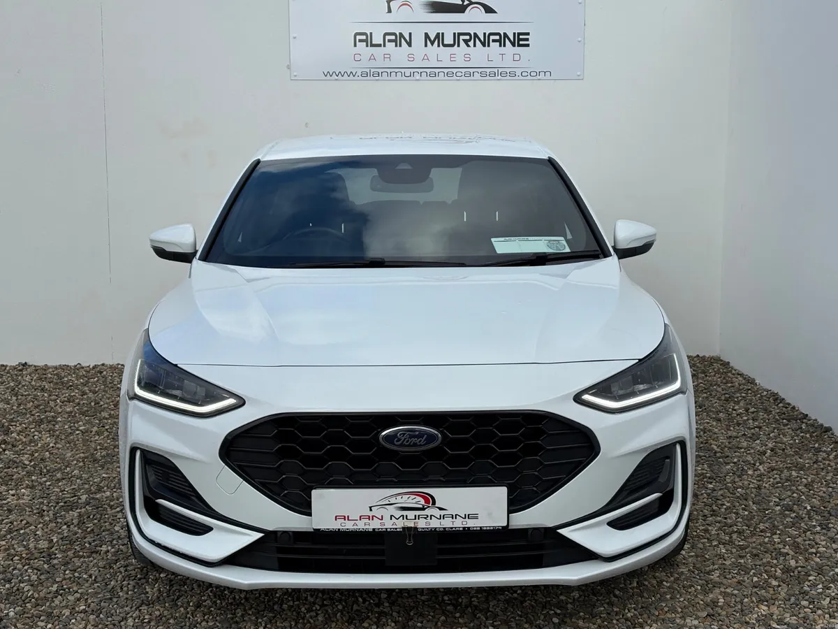 FORD FOCUS ST LINE X 2023 *HUGE SPEC* - Image 4