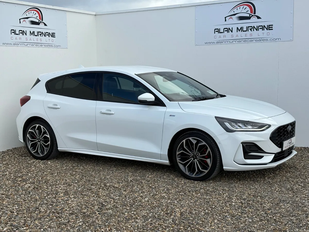 FORD FOCUS ST LINE X 2023 *HUGE SPEC* - Image 1