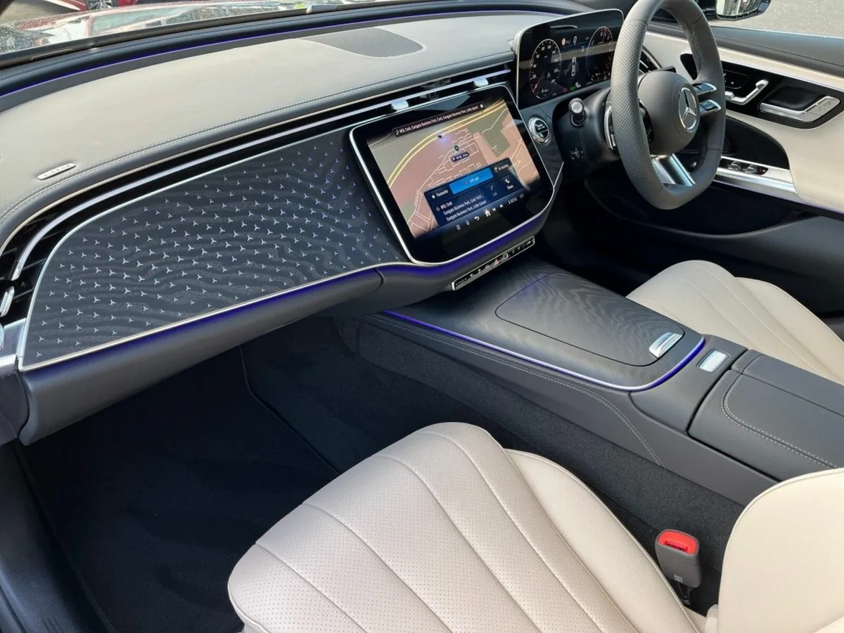 Mercedes-Benz E-Class E 300DE AMG Line Plus PHEV S - Image 5