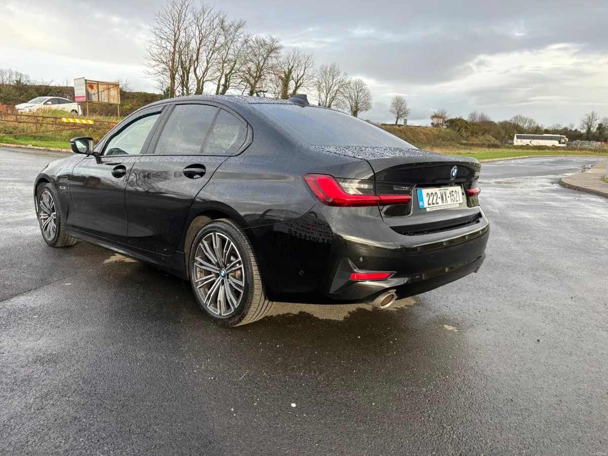 22 BMW 3-Series 330E Plug in Hybrid - Image 6