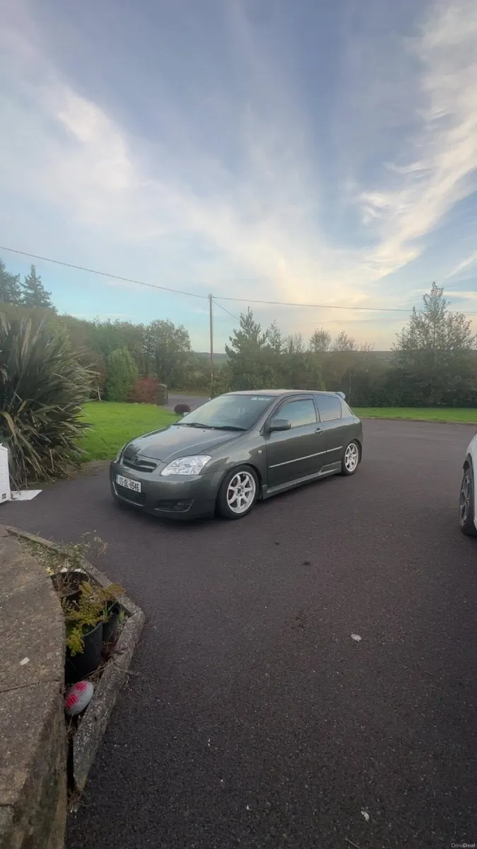 Toyota Corolla 2005 - Image 2