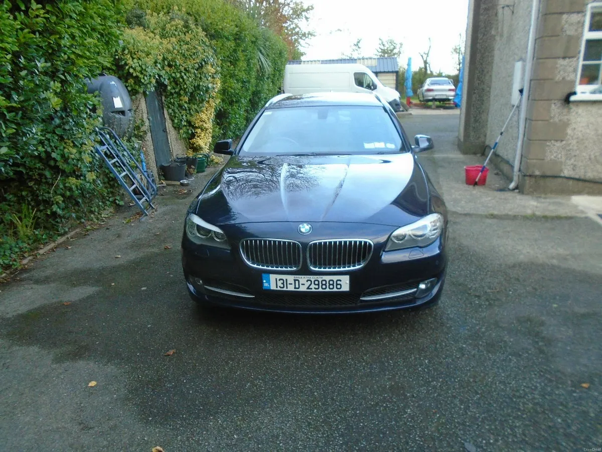 BMW 5-Series 2013 - Image 2