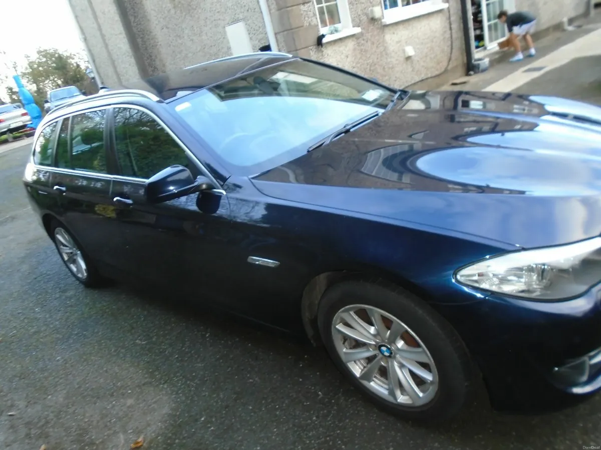 BMW 5-Series 2013 - Image 3