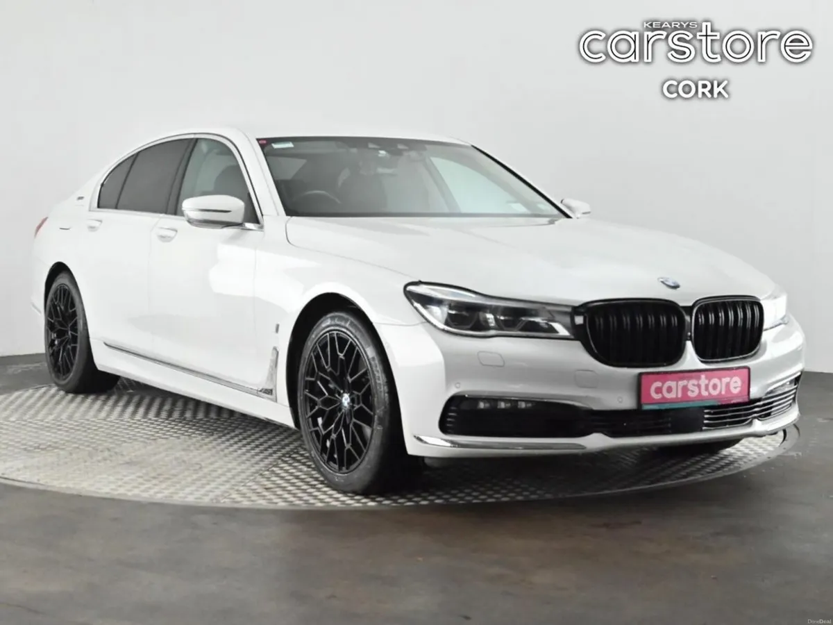 BMW 7-Series 740 740 E DLA-7D20 - Image 1