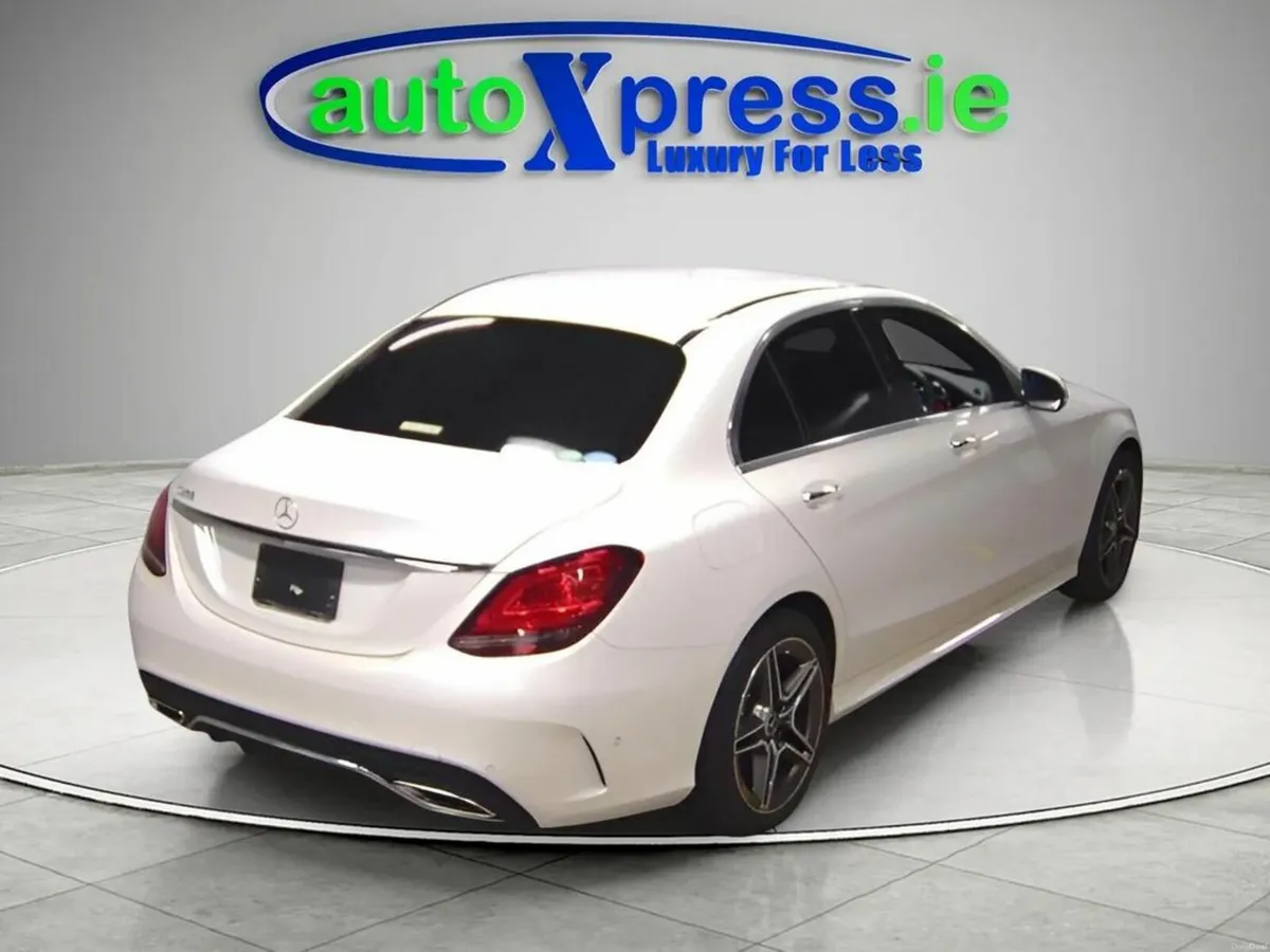 Mercedes-Benz C-Class AVANTGARDE 1.5 Automatic - Image 3