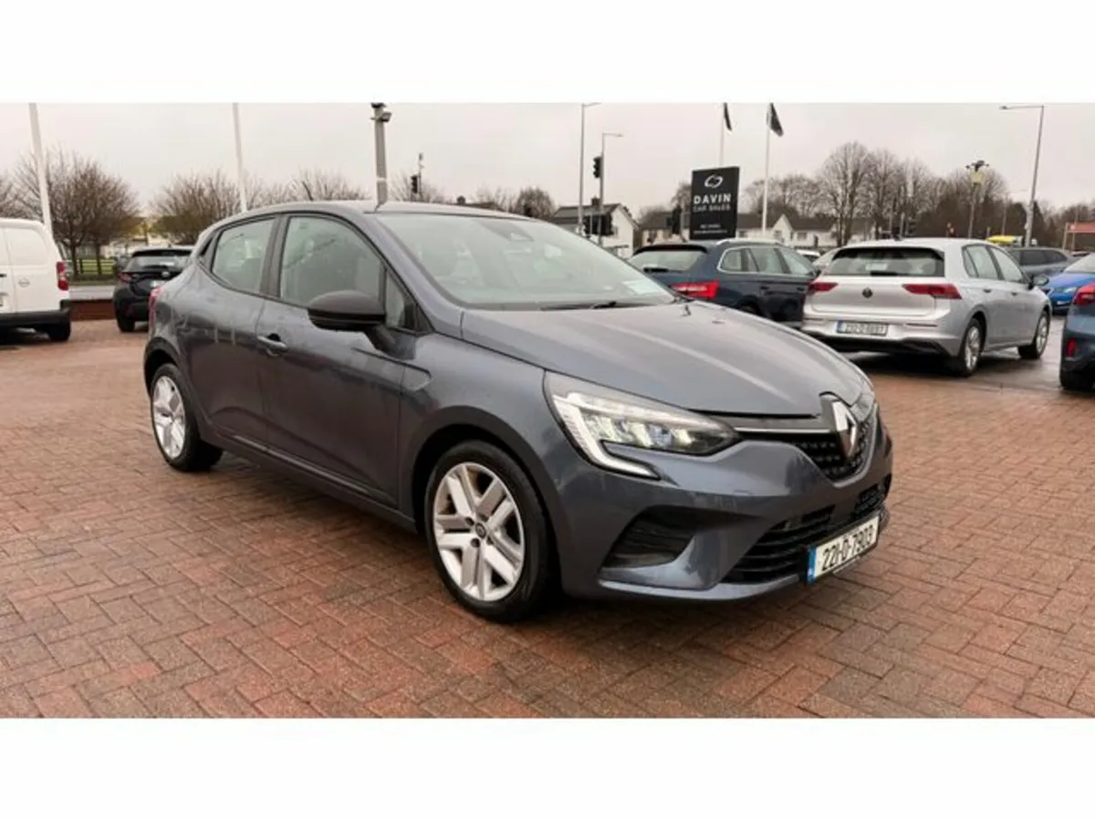 Renault Clio Dynamique TCE 90 MY21.5 5DR 5D - Image 1