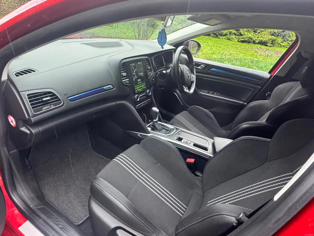 2019 Renault Megane 1.3 TCE Auto GT-Line Cat D - Image 5