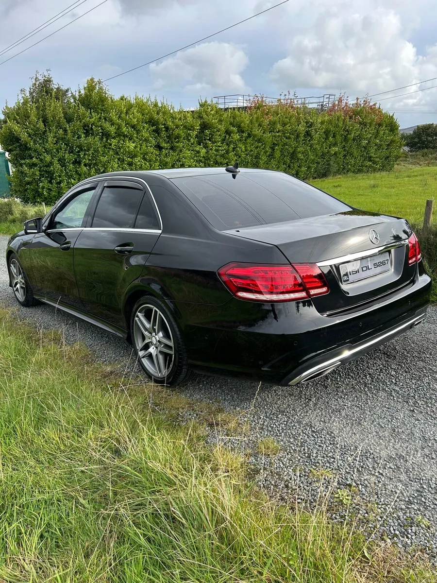 Mercedes e220 - Image 3
