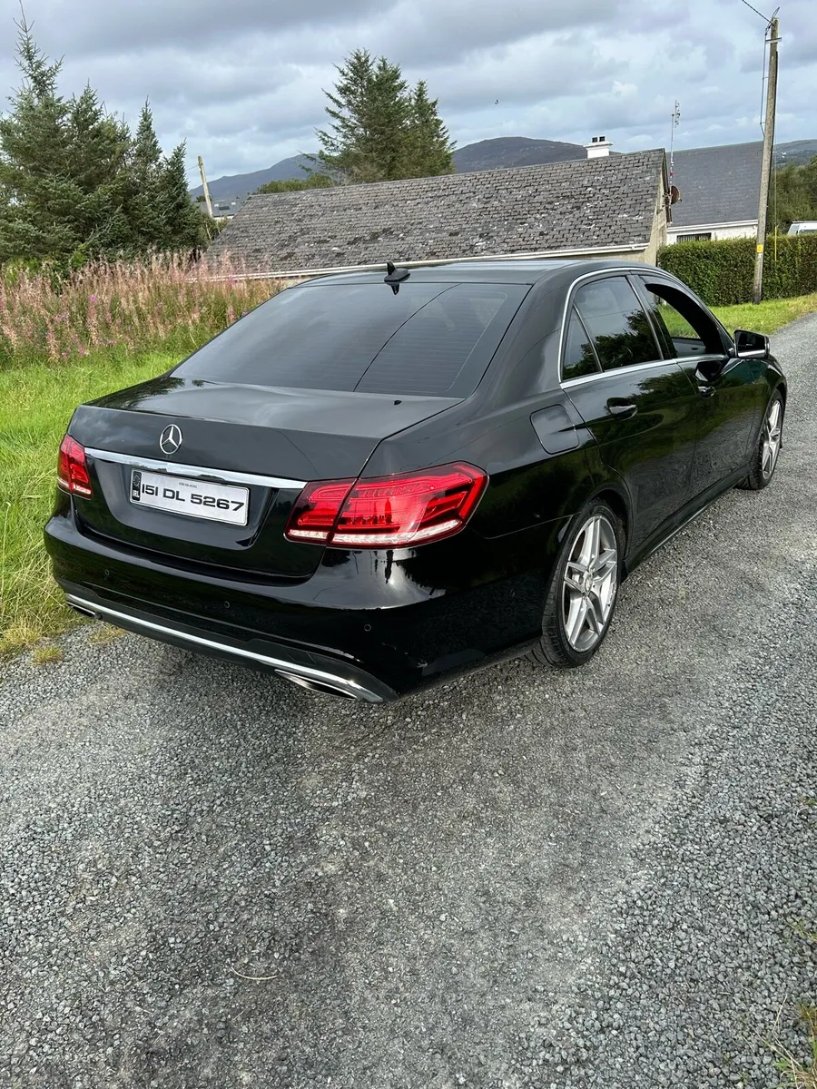 Mercedes e220 - Image 4