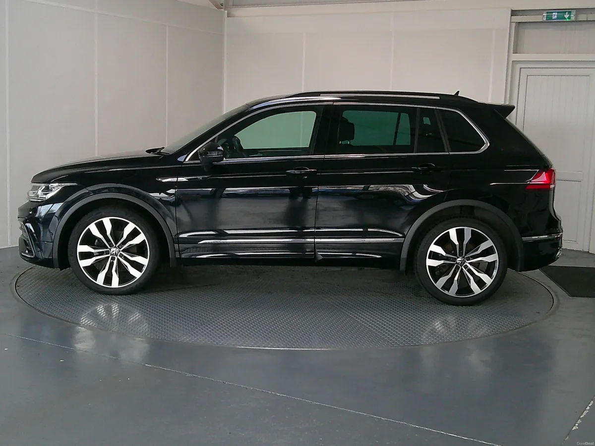 Volkswagen Tiguan 2022 - Image 4