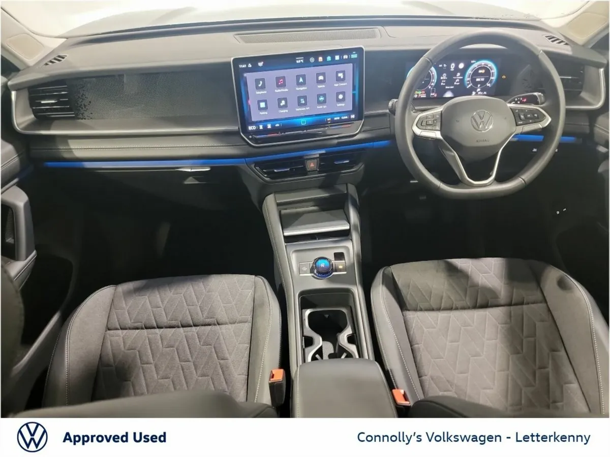 Volkswagen Tayron TSi PHEV 204HP eHybrid 19.7KWH D - Image 4