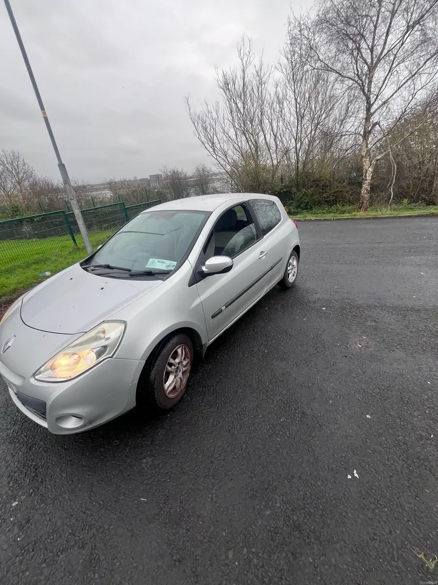 Renault Clio 2011 - Image 3