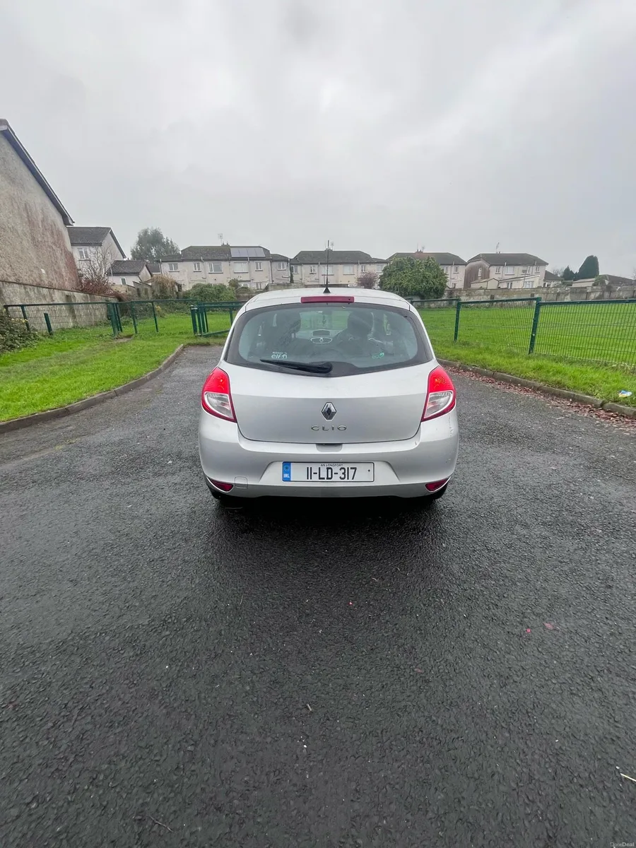 Renault Clio 2011 - Image 4