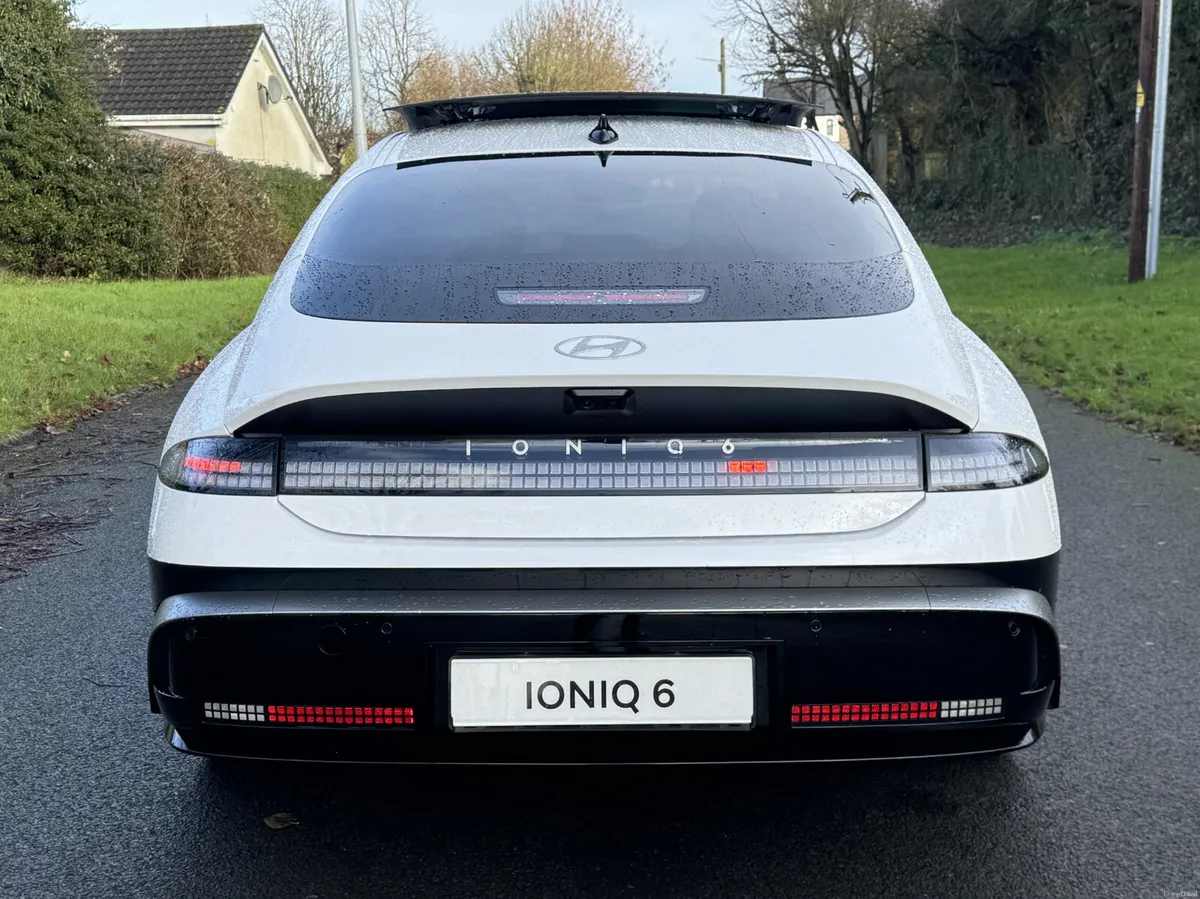 262 - IONIQ 6 PLATINUM 624 km's (84kwh) - VIDEO - Image 5