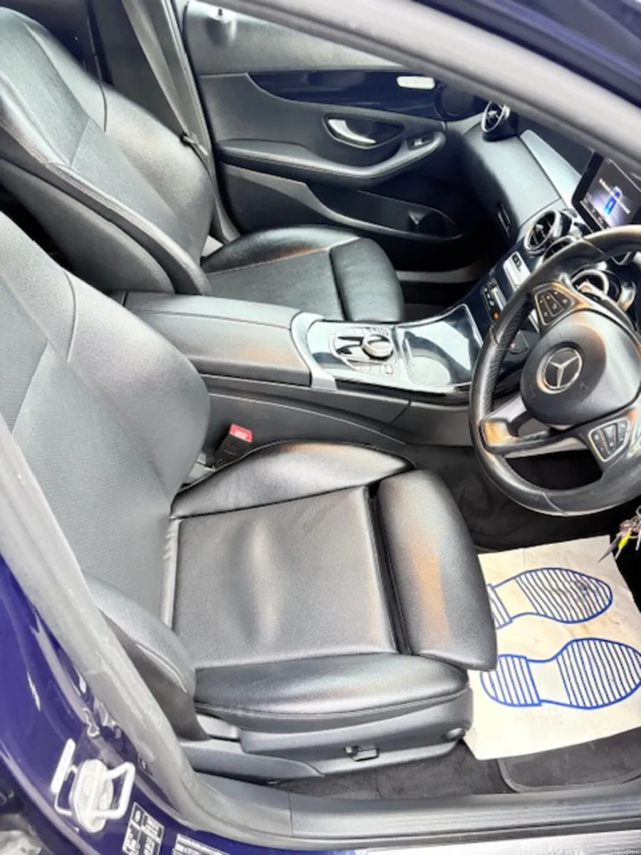 Mercedes-Benz C-Class 2018 - Image 4