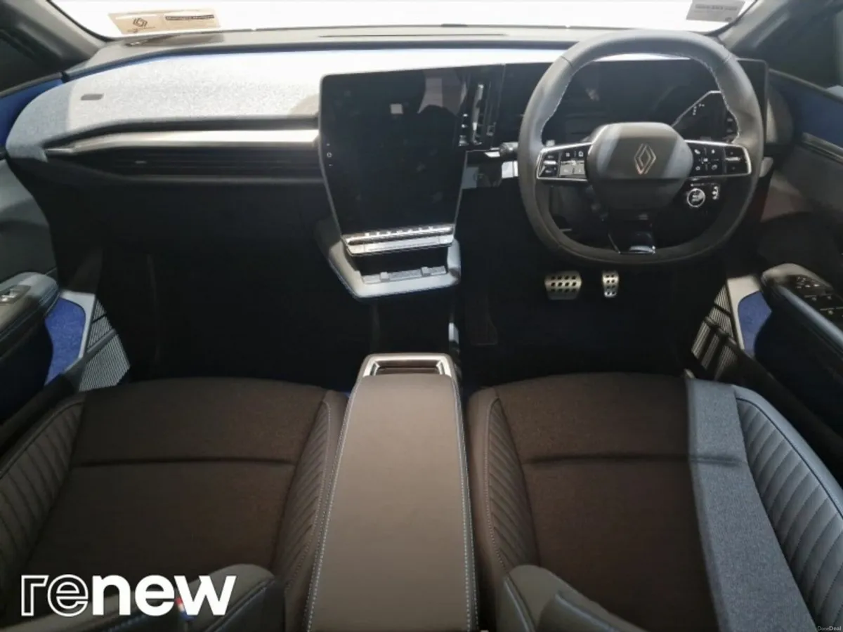 Renault Megane E-Tech Iconic Esprit Alpine - Image 3