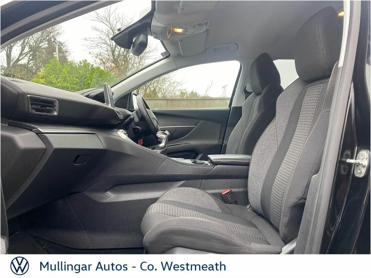 Peugeot 5008 1.5 BlueHDi 7 Seats130bhp Active - Image 4