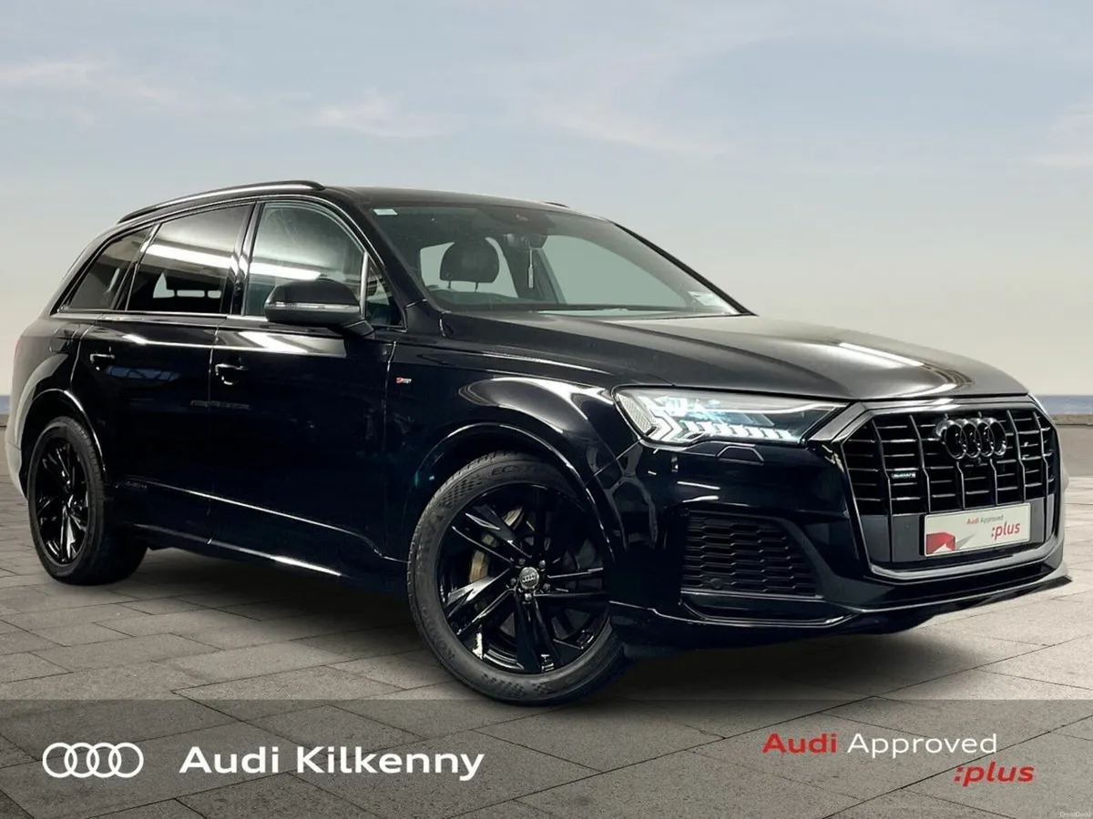 Audi Q7 ** DEPOSIT TAKEN ** 55 TFSI e S Line Black - Image 1