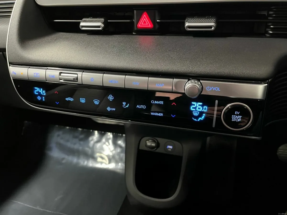 Hyundai IONIQ 5 Premium 77kWh 228PS - Reversing Ca - Image 4