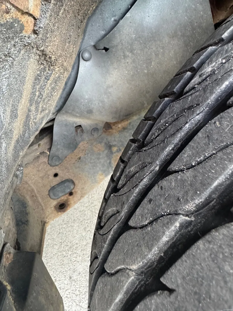 Toyota Land Cruiser 2010 - Image 2