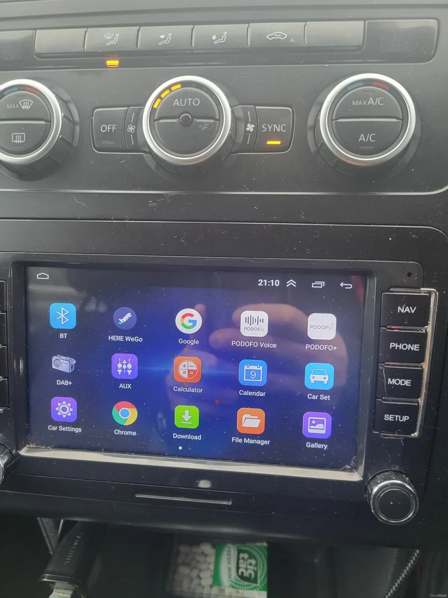 Vw Touran 7 seater auto low mileage - Image 2