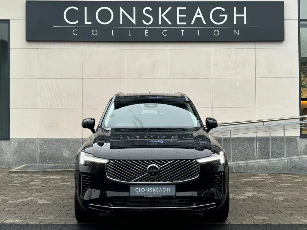 Volvo XC90 T8 PHEV CORE, NEW MODEL - Image 2