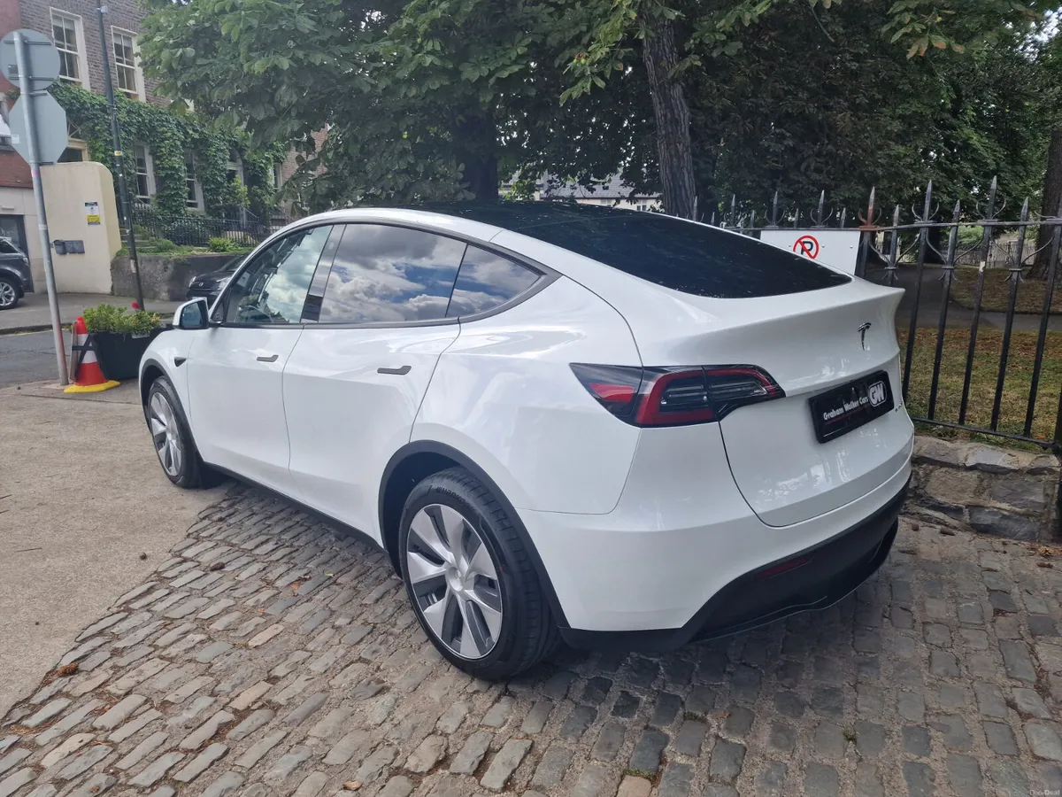 2023 (232) Tesla Model Y AWD Long Range - Image 2