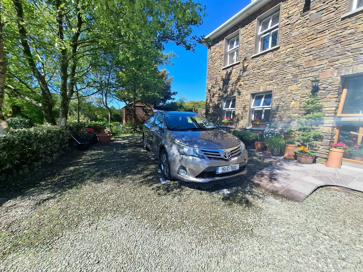 Toyota Avensis 2015 Estate - Image 4