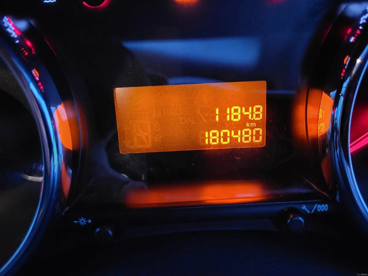 2015 Peugeot 5008 for sale - Image 3