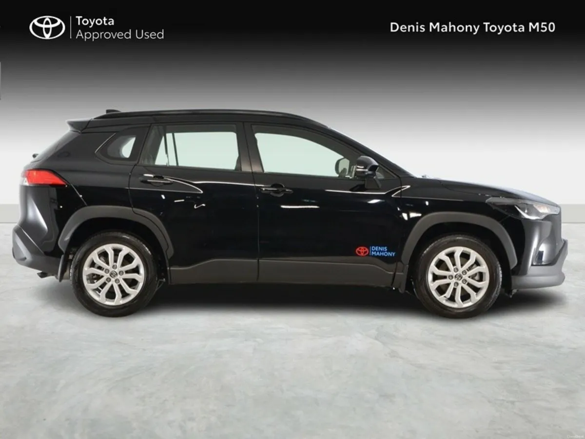 Toyota Corolla Cross Hybrid Luna - Image 3