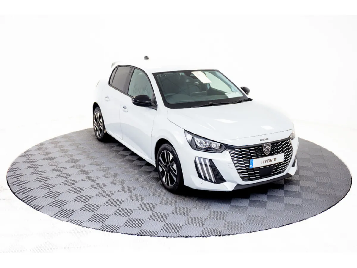 Peugeot 208 Allure Hybrid Auto 110HP - Image 1