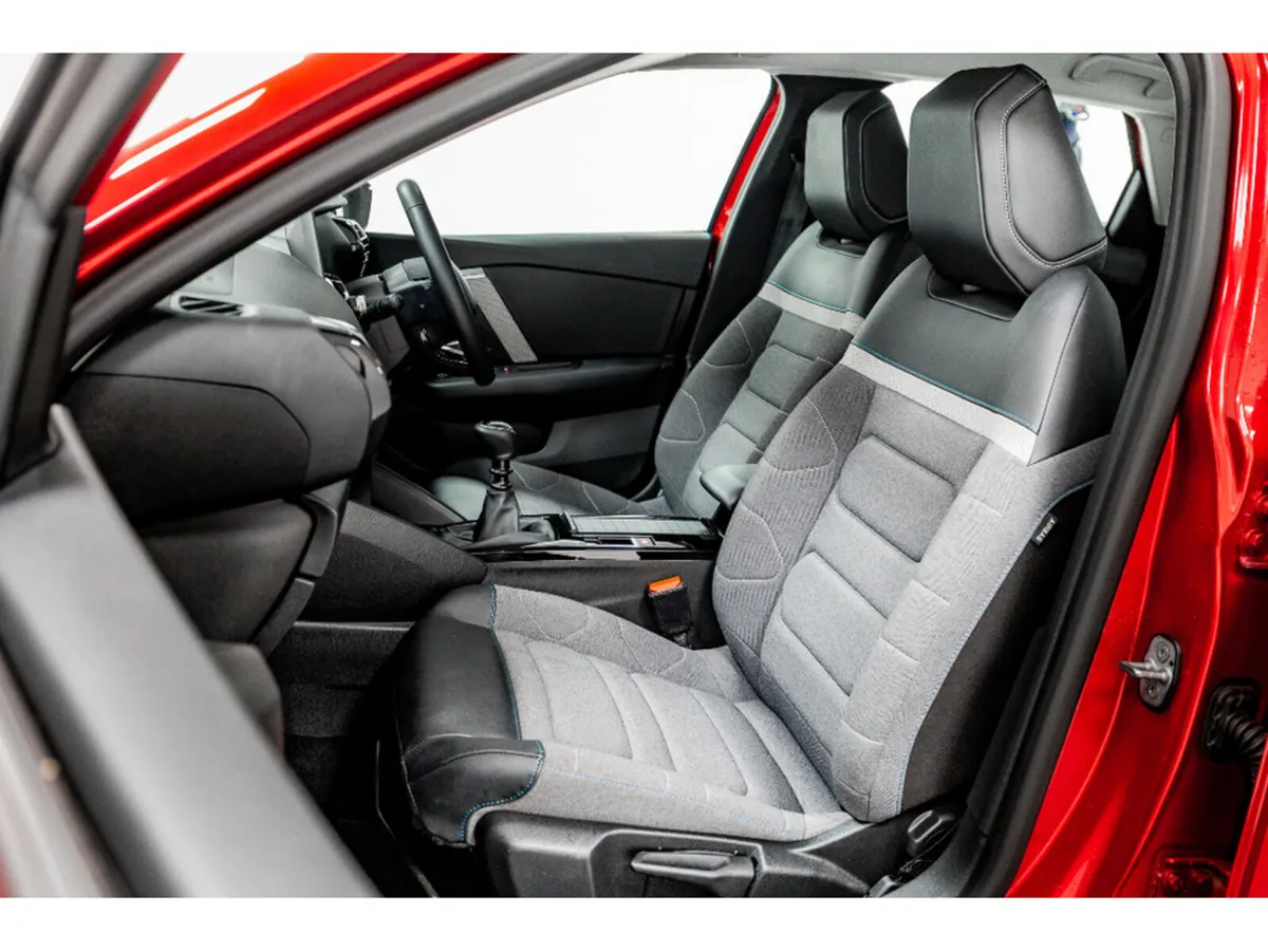 Citroen C4 X You 1.2 Petrol 100HP - Image 5