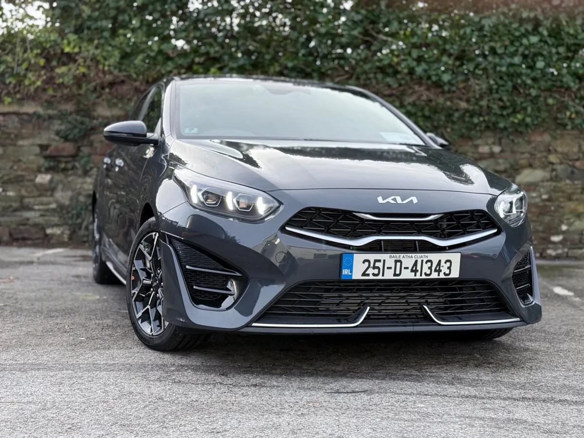 Kia Ceed 2025 - Image 1